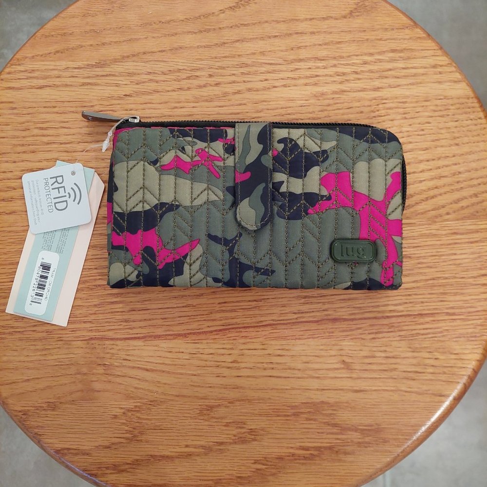 Lug wallet